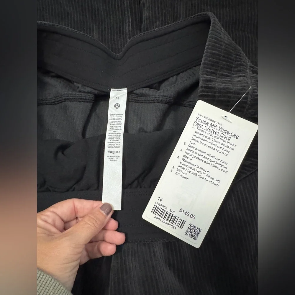 Lululemon Scuba Mid-Rise Wide-Leg Pant *Velvet Cord in Black - Picture 7 of 9